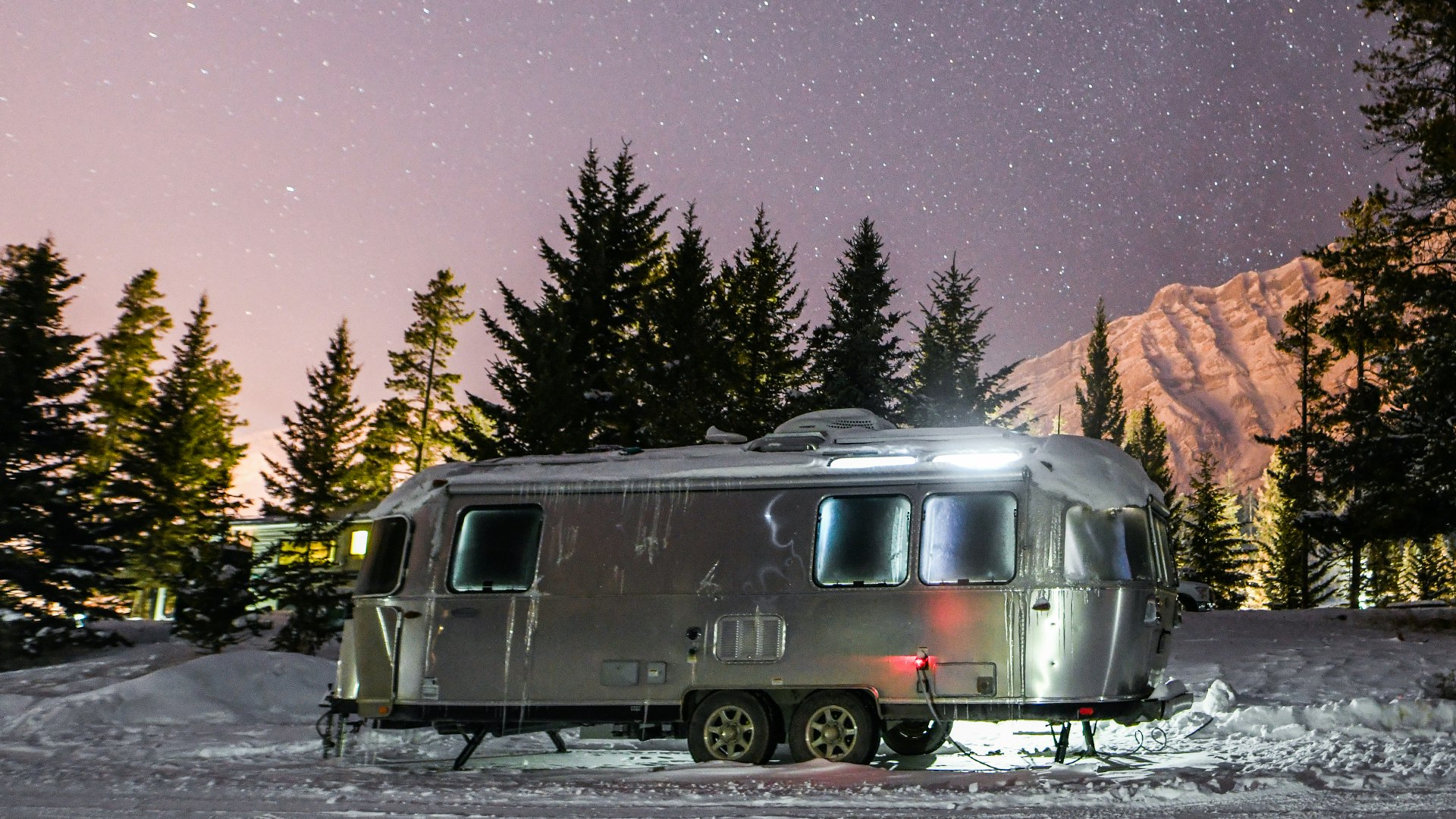 Airstream-Winter-Camping-Ask-an-Airstreamer-Episode-Feature